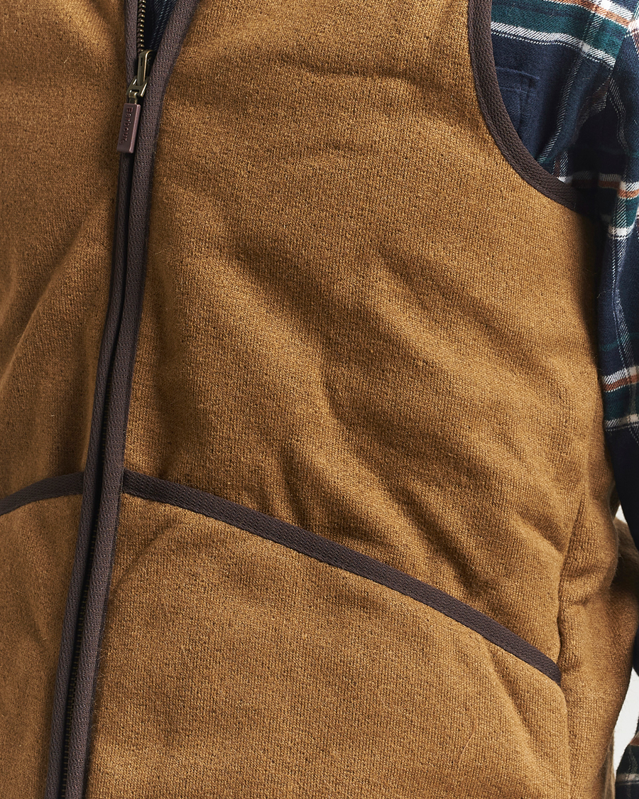Mies | Ulkoliivit | Barbour Lifestyle | Warm Pile Waistcoat Zip-In Liner Brown