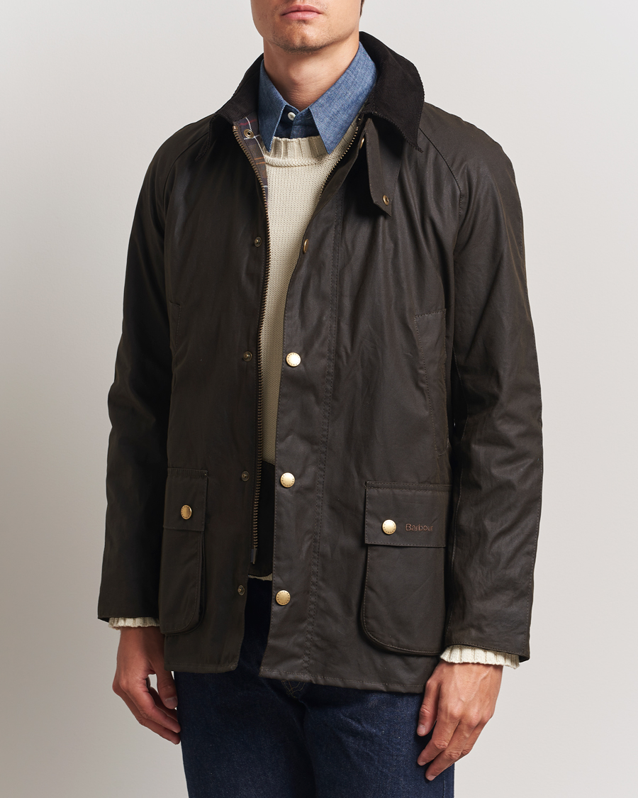 Mies | Takit | Barbour Lifestyle | Ashby Wax Jacket Olive