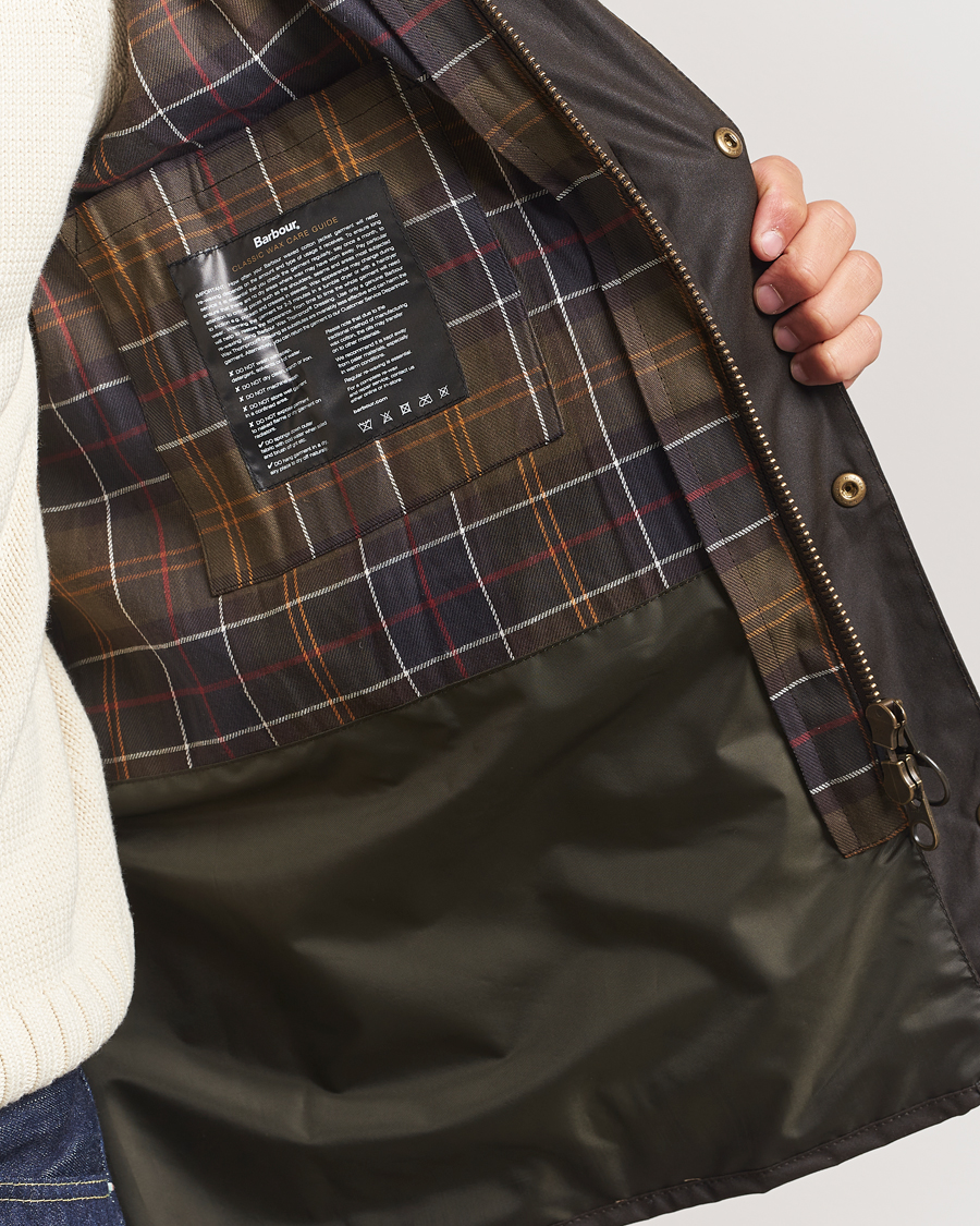Mies | Takit | Barbour Lifestyle | Ashby Wax Jacket Olive