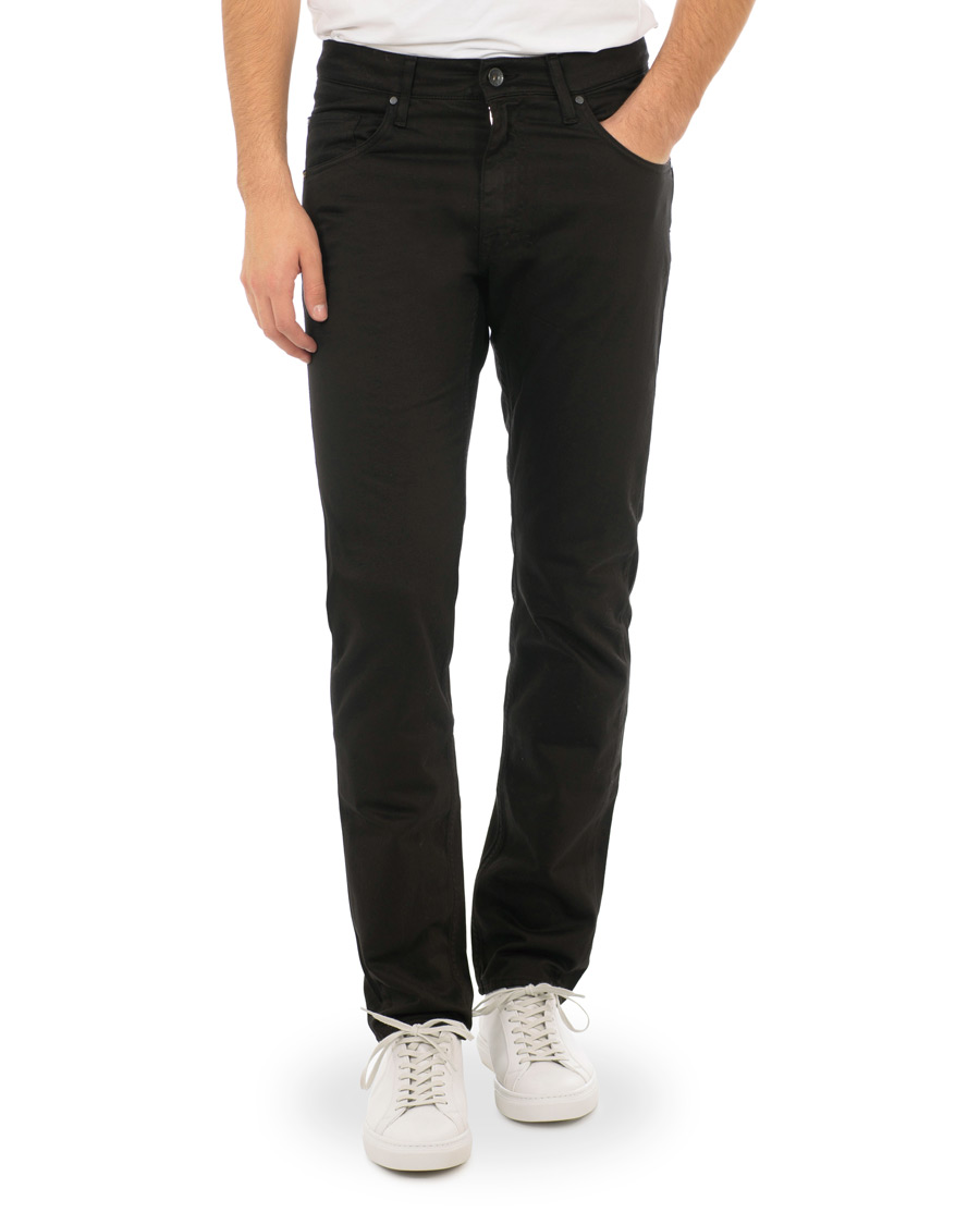 Mies | Farkut | Tiger of Sweden Jeans | Iggy Black