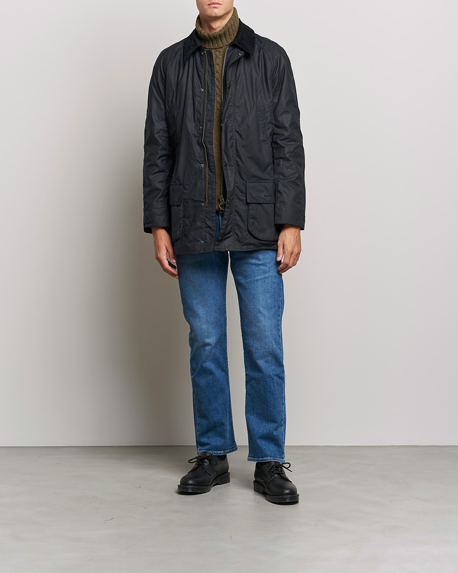 Mies | Takit | Barbour Lifestyle | Bristol Jacket Navy