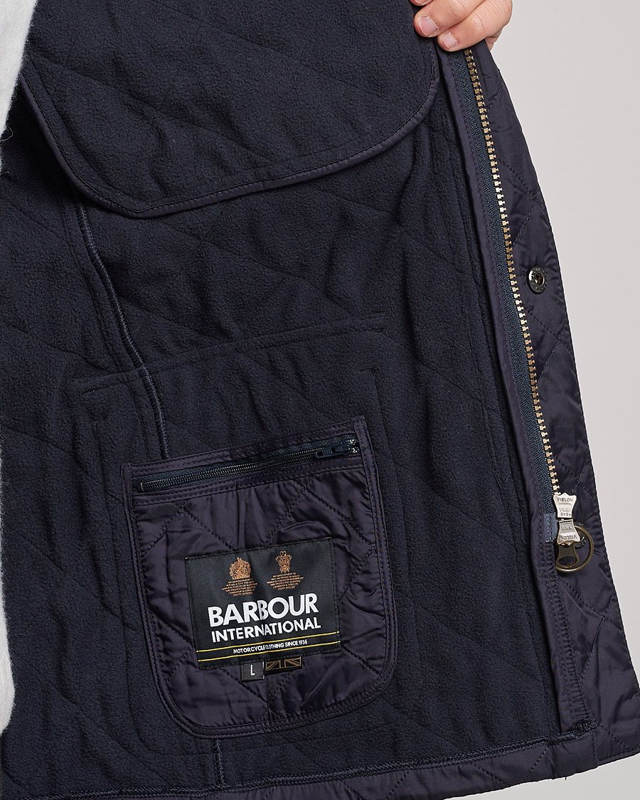 Mies | Takit | Barbour International | Ariel Polarquilt International Jacket Navy