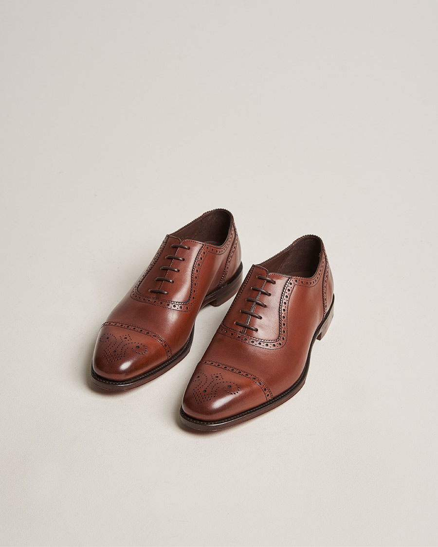 Mies | Loake 1880 Strand Brogue Mahogany Burnished Calf | Loake 1880 | Strand Brogue Mahogany Burnished Calf