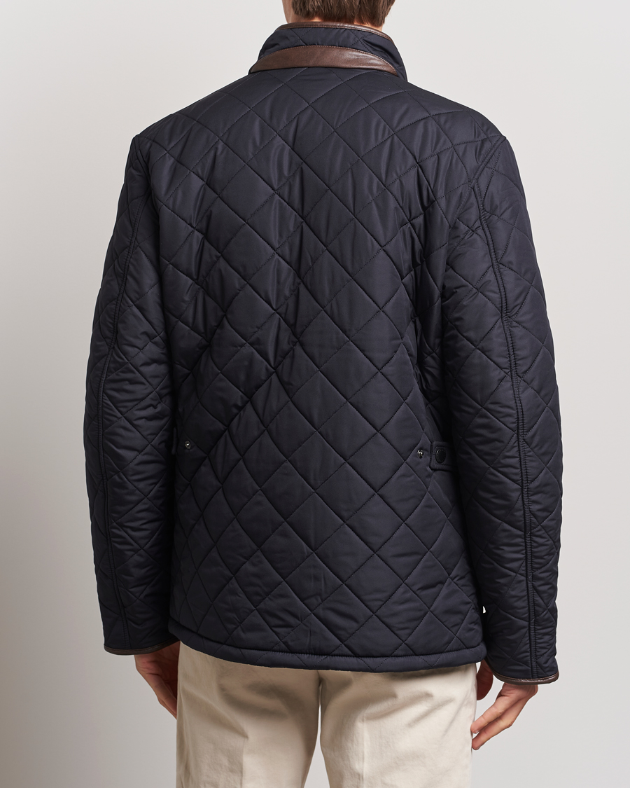 Mies | Takit | Barbour Lifestyle | Powell Quilted Jacket Navy