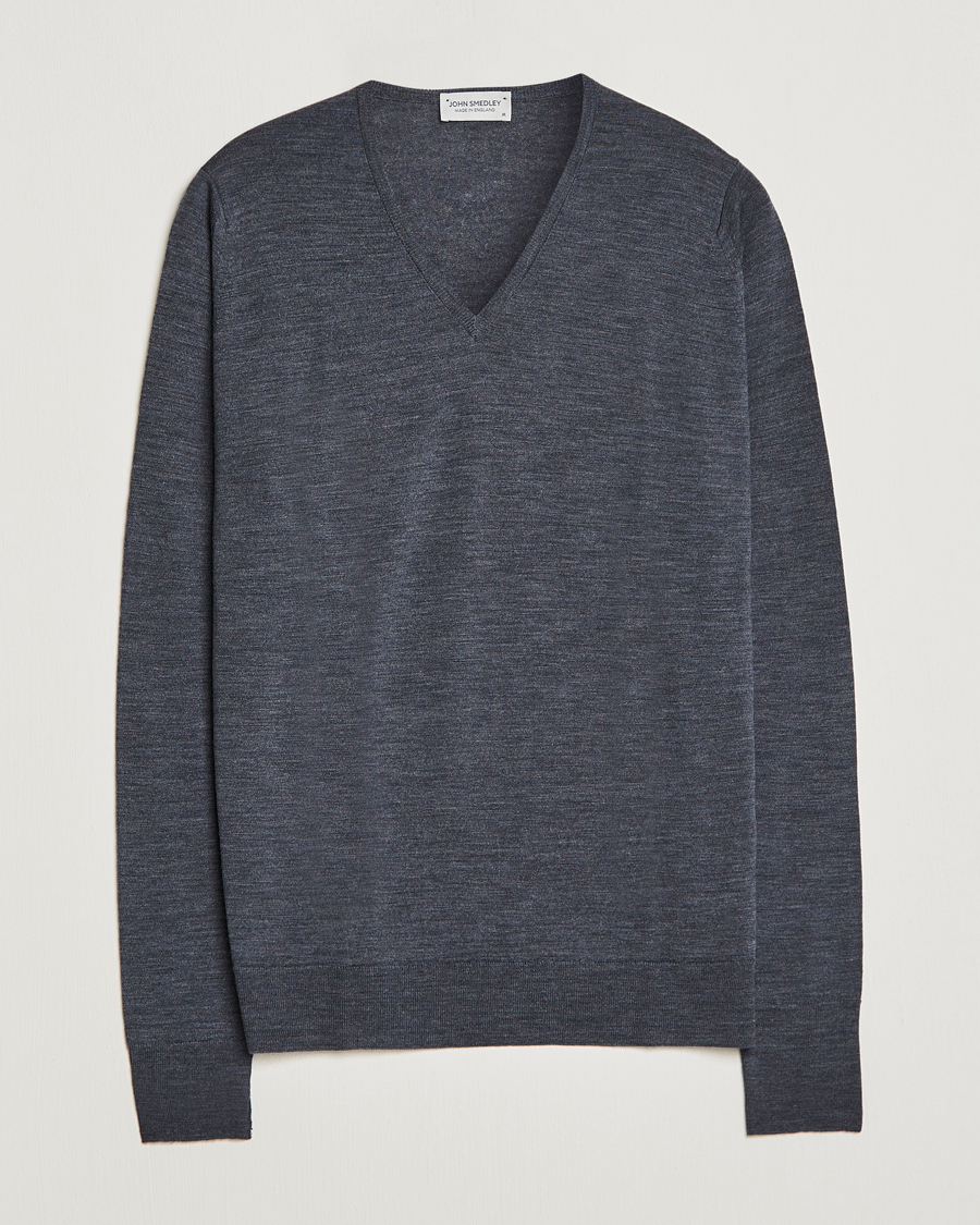 Mies | Puserot | John Smedley | Bobby Extra Fine Merino V-Neck Pullover Charcoal