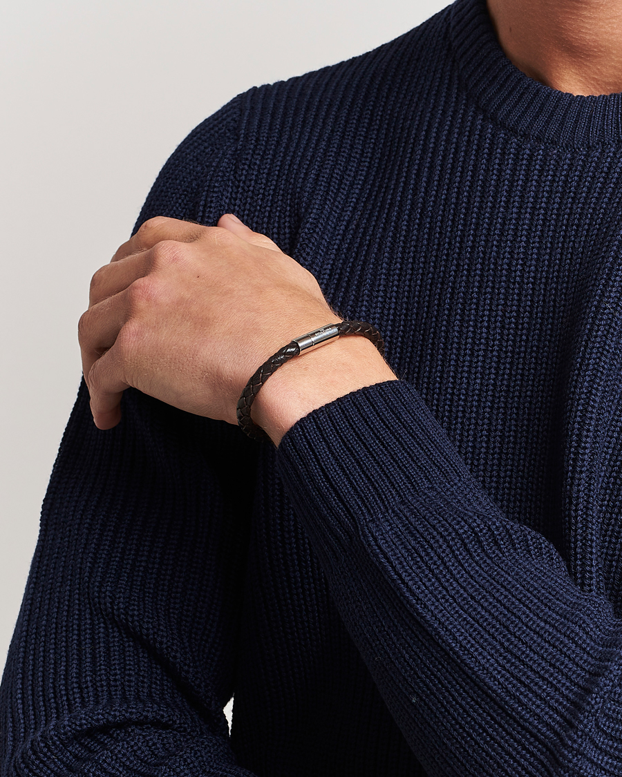 Mies | Korut | Skultuna | One Row Leather Bracelet Dark Brown Steel