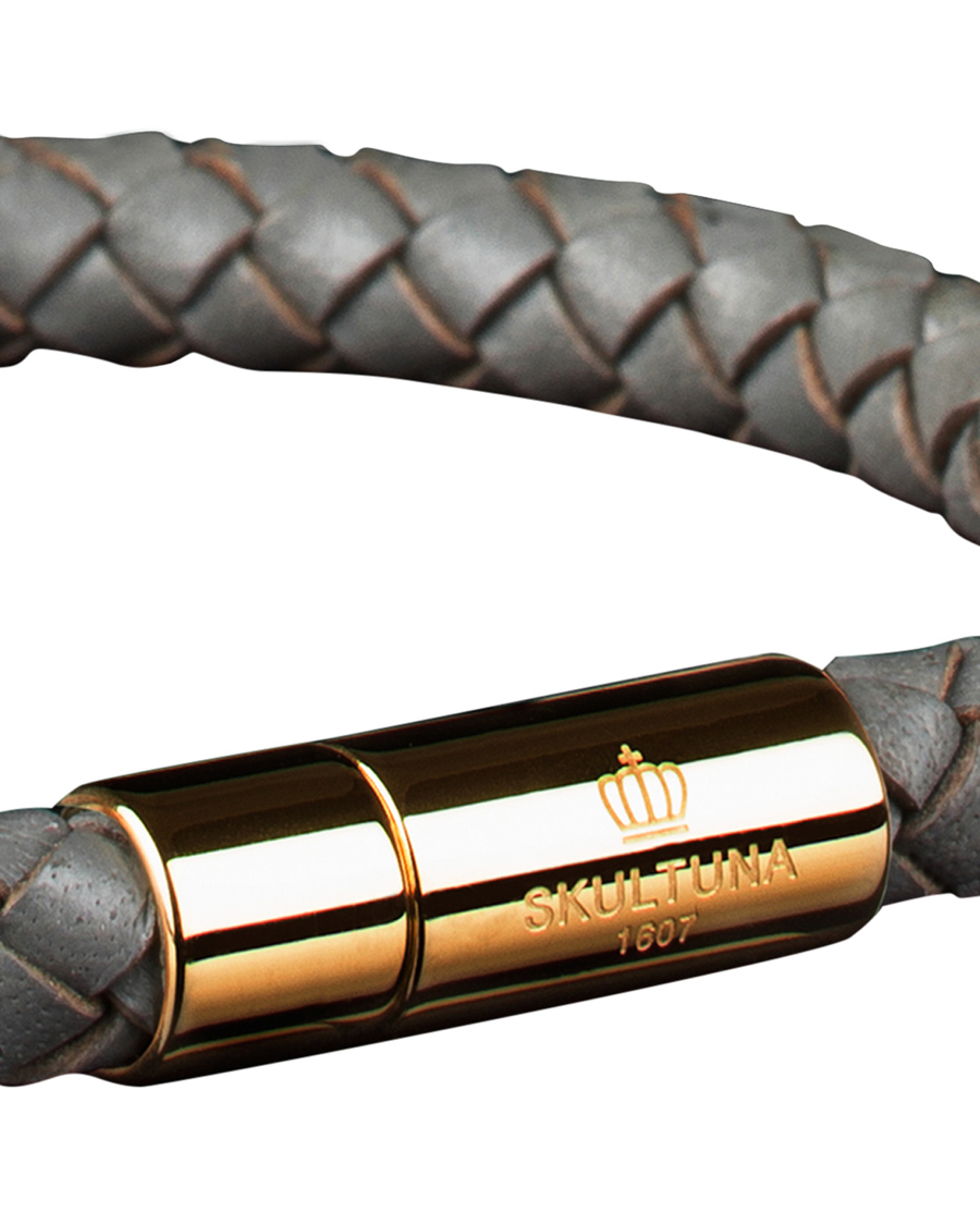 Mies | Skultuna One Row Leather Bracelet Grey Gold | Skultuna | One Row Leather Bracelet Grey Gold