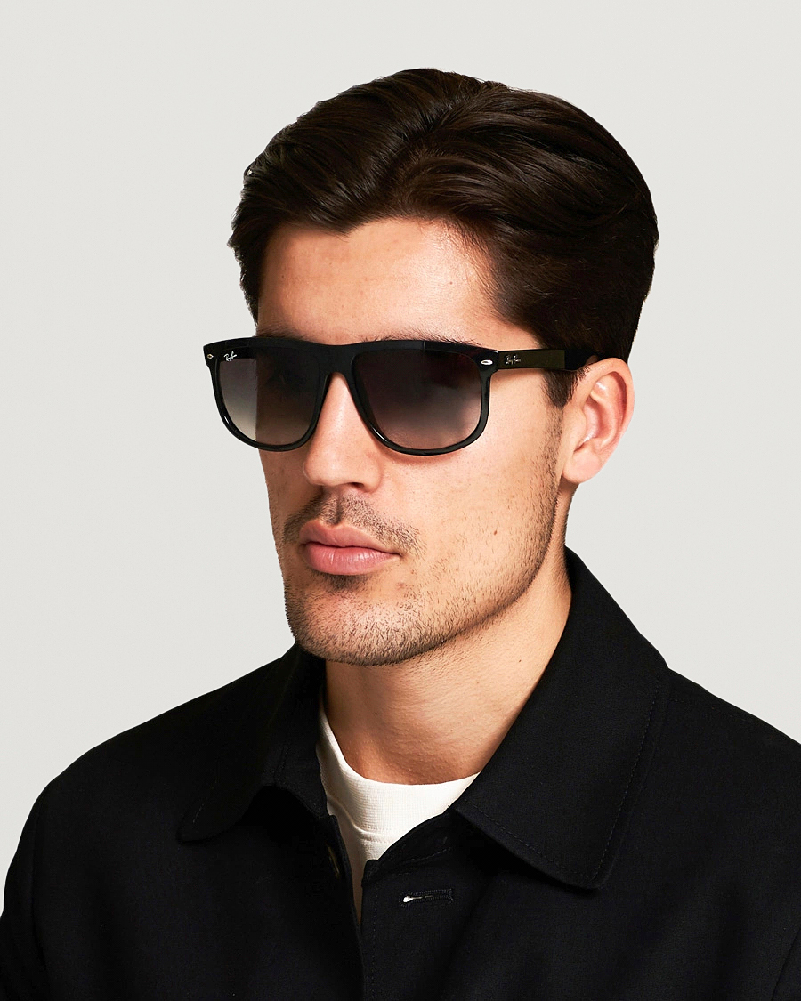 Mies | Neliskulmaiset aurinkolasit | Ray-Ban | RB4147 Sunglasses Black/Chrystal Grey Gradient