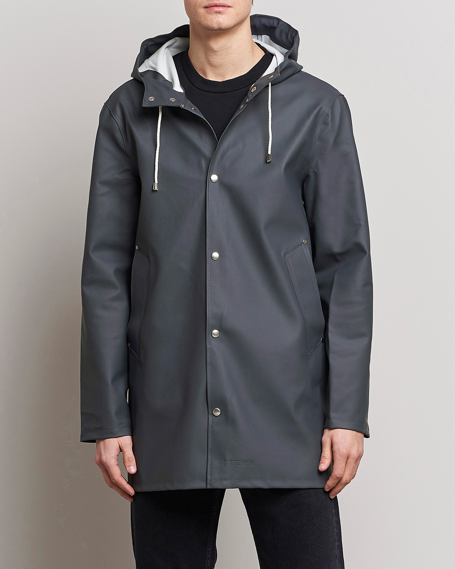 Mies | Takit | Stutterheim | Stockholm Raincoat Charcoal