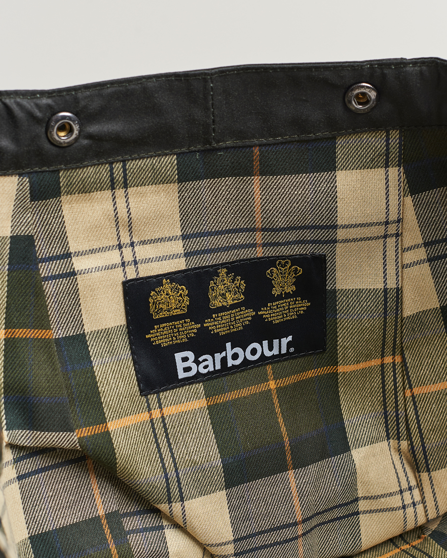 Mies | Takit | Barbour Lifestyle | Waxed Cotton Hood Sage