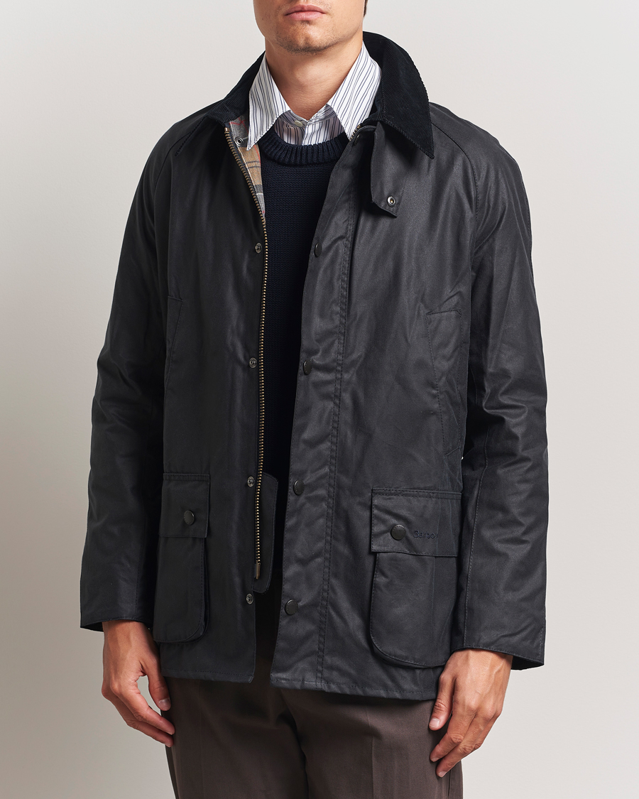 Mies | Takit | Barbour Lifestyle | Ashby Wax Jacket Navy