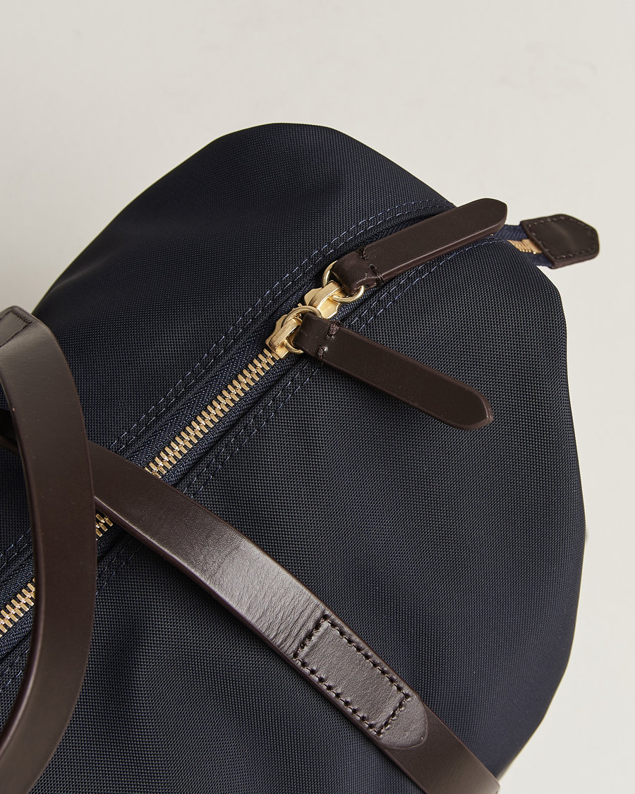 Mies | Laukut | Mismo | M/S Utility Nylon Duffle Bag Navy/Dark Brown