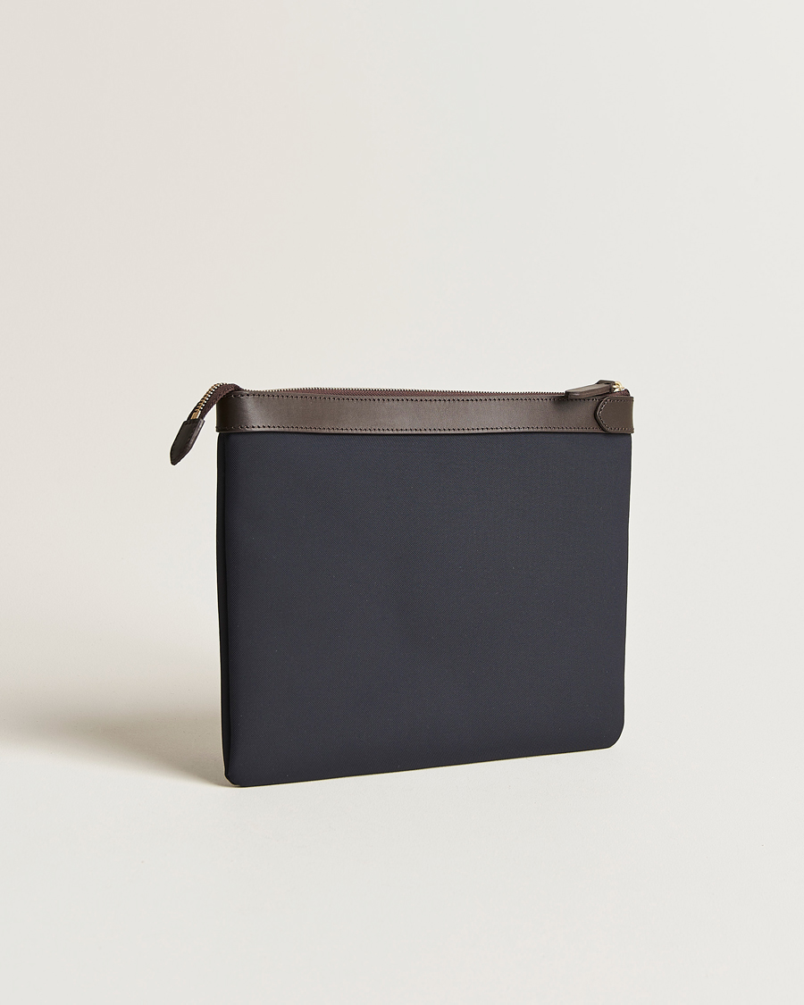 Mies | Laukut | Mismo | M/S Nylon Pouch Large Navy/Dark Brown