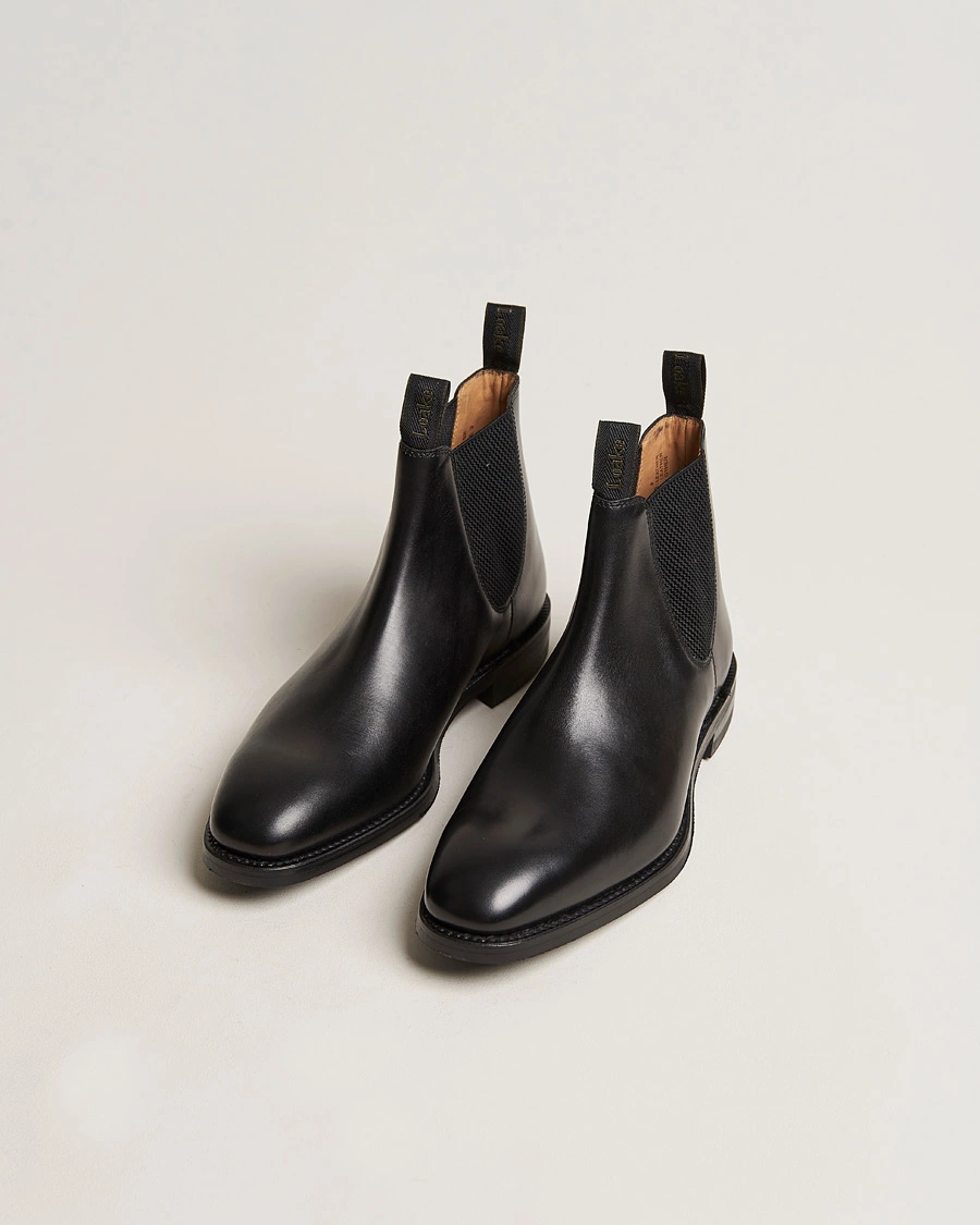 Mies | Käsintehdyt kengät | Loake 1880 | Chatsworth Chelsea Boot Black Calf