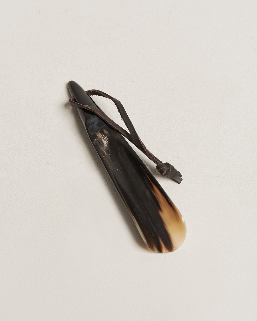 Mies | Kenkien huolto | Saphir Medaille d'Or | Shoehorn 20cm