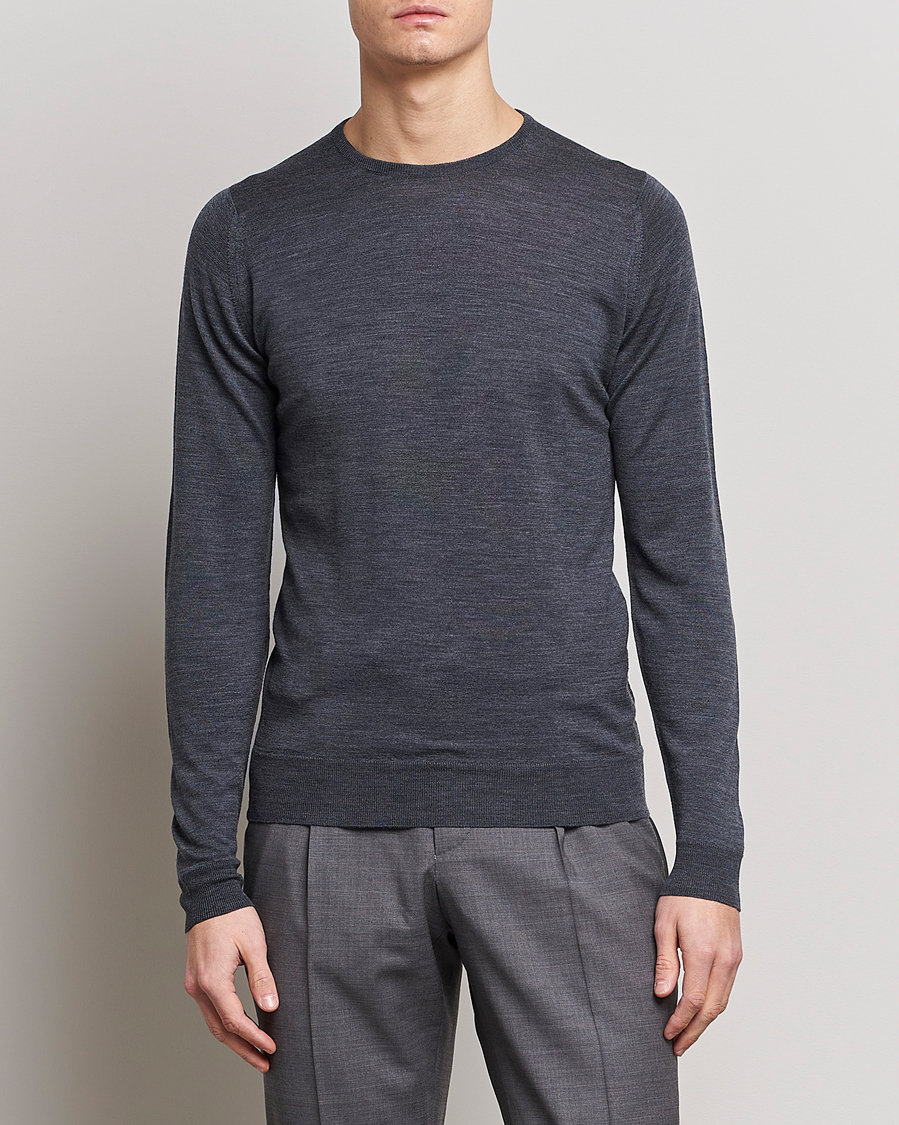 Mies | Puserot | John Smedley | Lundy Extra Fine Merino Crew Neck Charcoal