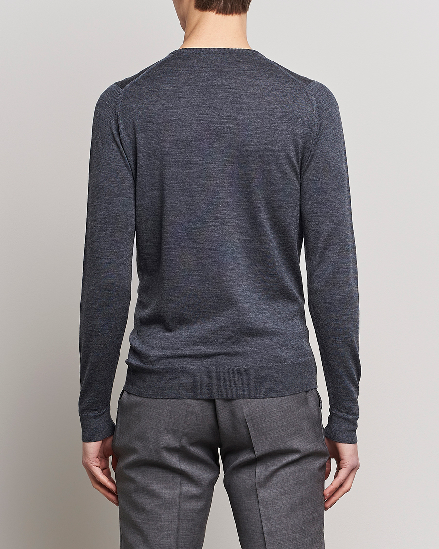 Mies | Puserot | John Smedley | Lundy Extra Fine Merino Crew Neck Charcoal