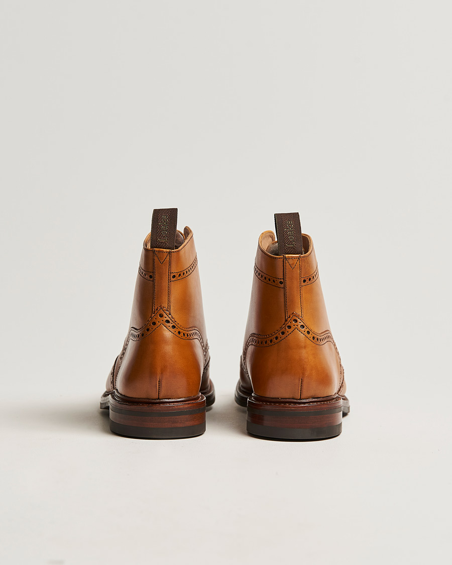 Mies | Loake 1880 Wolf Premium Fur Lined Brogue Tan Burnished Calf | Loake 1880 | Wolf Premium Fur Lined Brogue Tan Burnished Calf