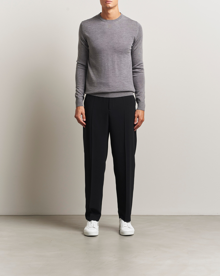 Mies | Puserot | J.Lindeberg | Lyle True Merino Crew Neck Pullover Grey