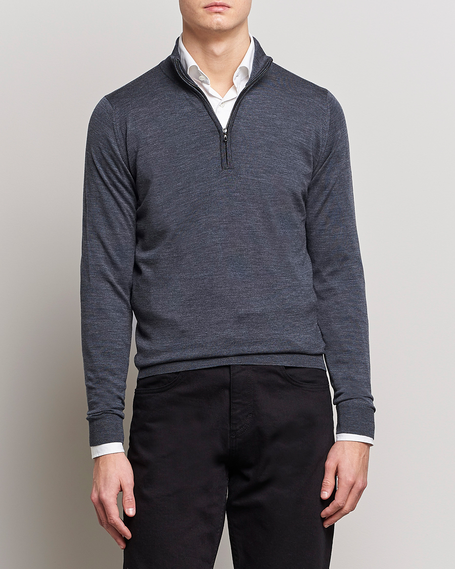 Mies | Puserot | John Smedley | Barrow Extra Fine Merino Half Zip Charcoal