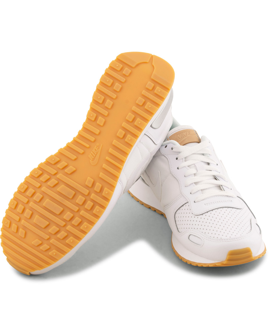 Mies | Nike Air Vortex Running Sneaker White | Nike | Air Vortex Running Sneaker White