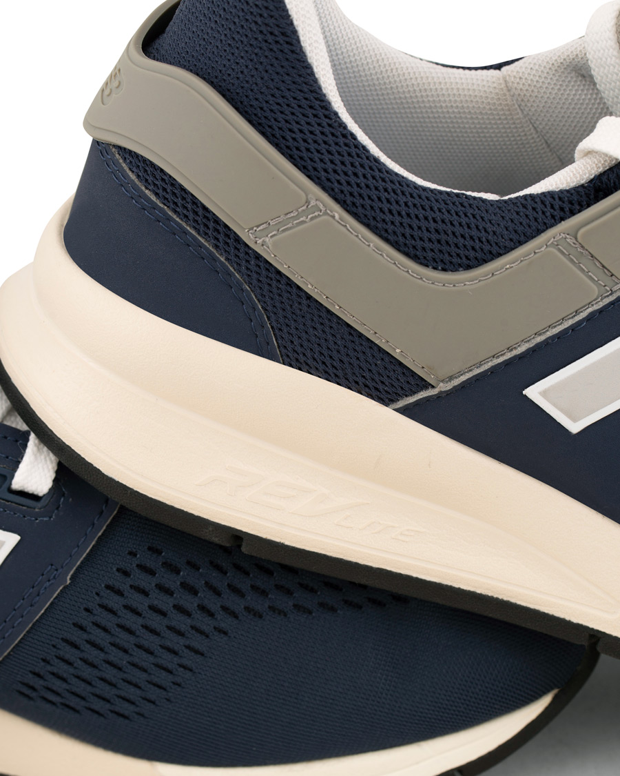 Mies | New Balance 247 Running Sneaker Navy | New Balance | 247 Running Sneaker Navy