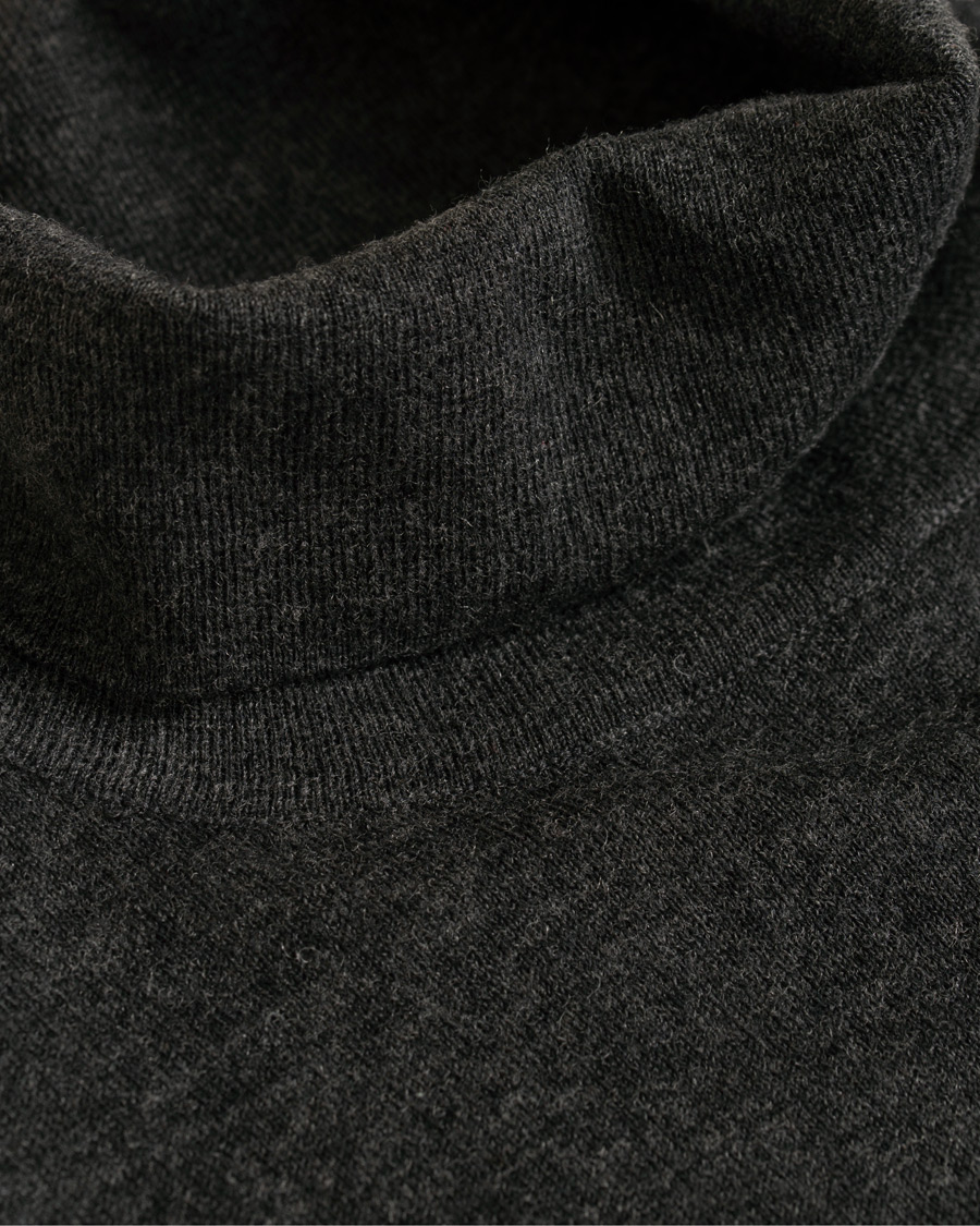 Mies | Puserot | Filippa K | Wool/Silk Rollneck Dark Grey Melange