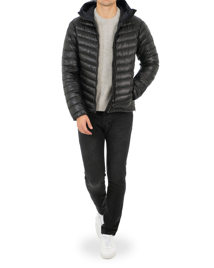 Mies | Takit | Peak Performance | Ice Down Hooded Jacket Black