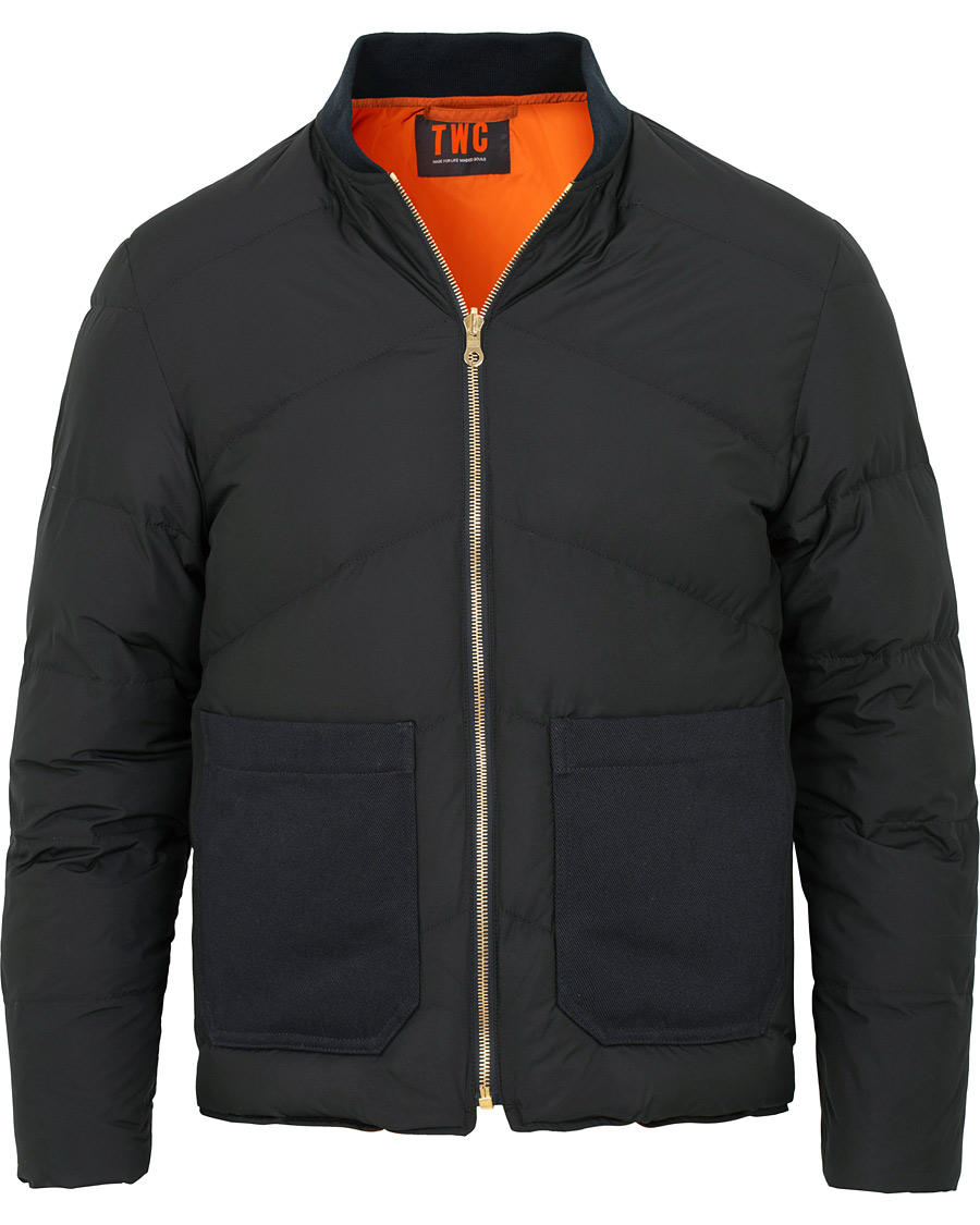 Mies | Takit | The Workers Club | Reversible Down Filled Bomber Navy/Orange