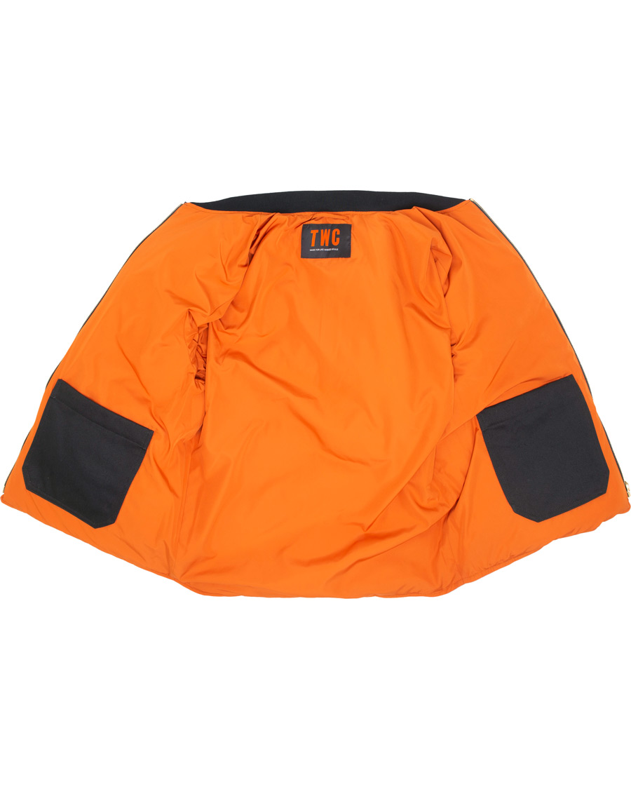Mies | Takit | The Workers Club | Reversible Down Filled Bomber Navy/Orange