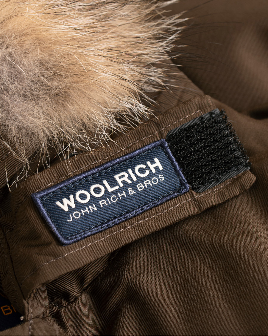 Mies | Takit | Woolrich | Arctic Parka DF Stone Brown