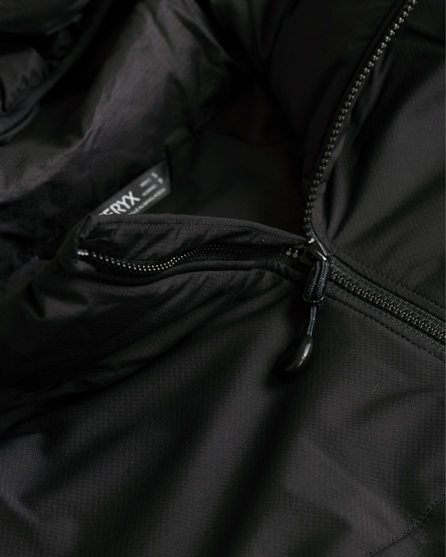 Mies | Takit | Arc'teryx | Atom LT Shell Hooded Jacket Black