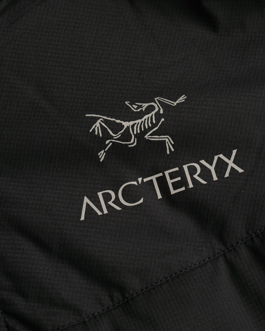 Mies | Takit | Arc'teryx | Atom LT Shell Hooded Jacket Black