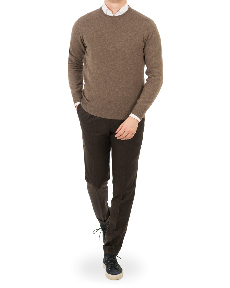 Mies | Puserot | Piacenza Cashmere | Cashmere Crew Neck Sweater Brown