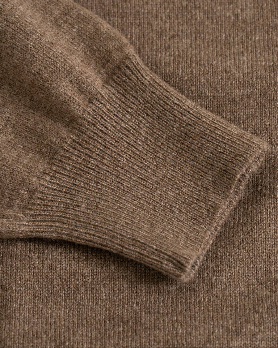 Mies | Puserot | Piacenza Cashmere | Cashmere Crew Neck Sweater Brown