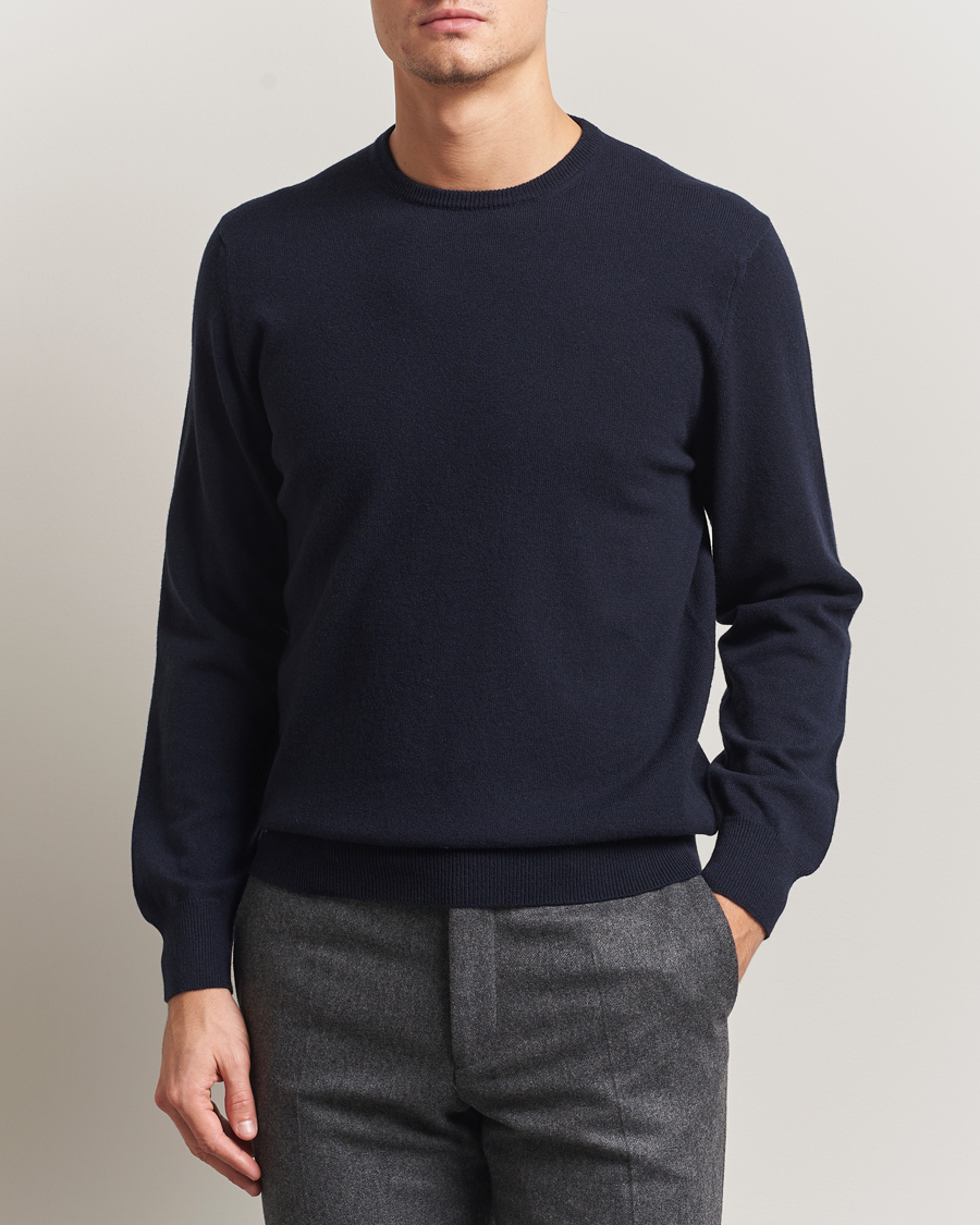 Mies | Puserot | Piacenza Cashmere | Cashmere Crew Neck Sweater Navy