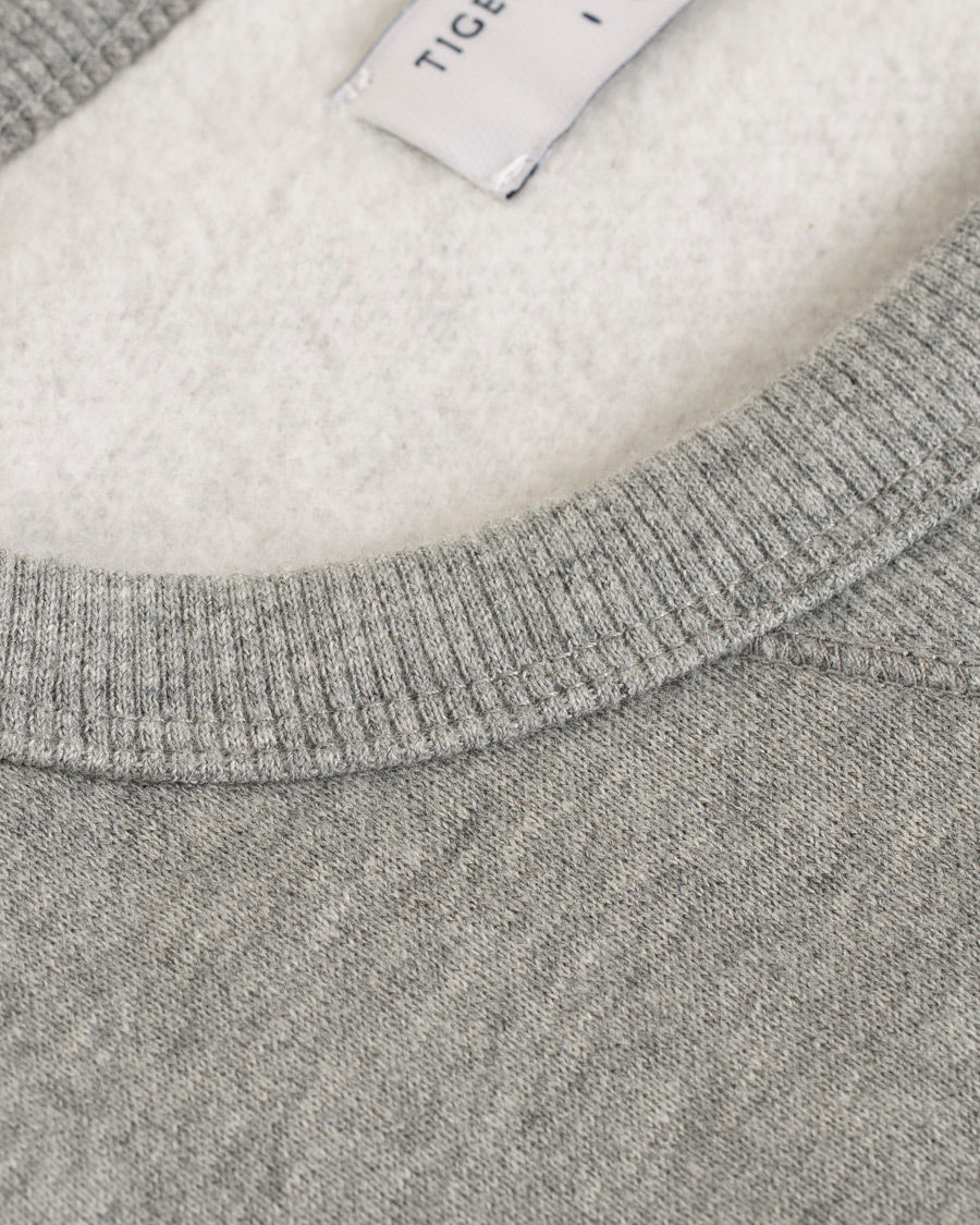 Mies | Puserot | Tiger of Sweden | Dinos Sweatshirt Grey Melange