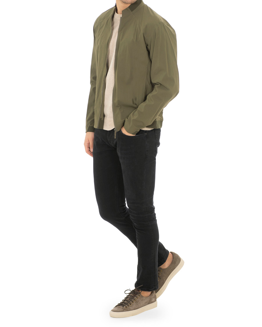 Mies | Takit | Arc'teryx Veilance | Nemis Jacket Loden Green