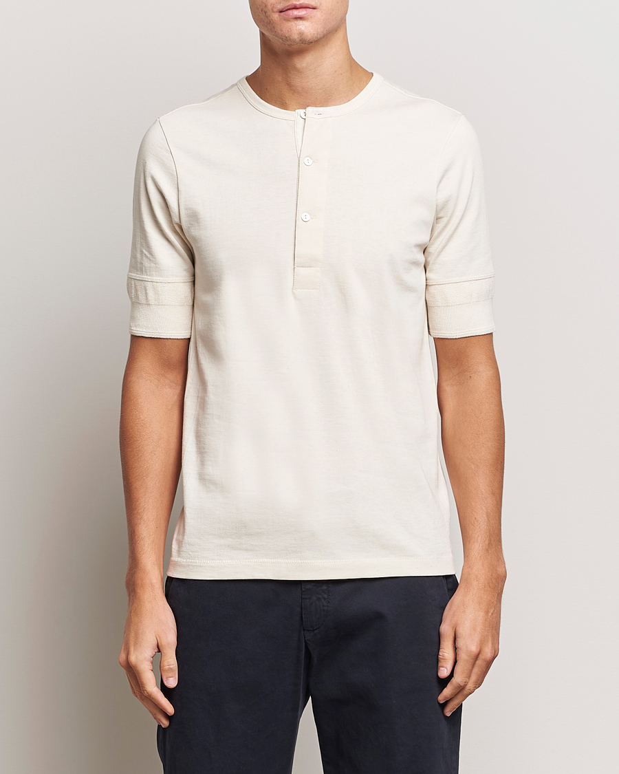 Mies | Puserot | Merz b. Schwanen | Short Sleeve Organic Cotton Henley Nature