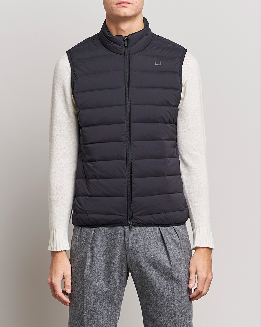 Mies | Ulkoliivit | UBR | Sonic Vest Black Storm