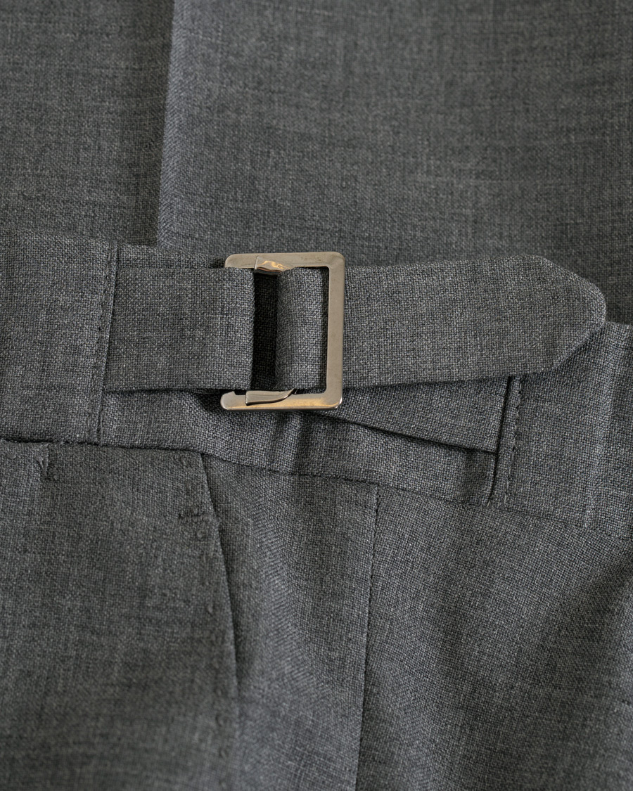 Mies | Housut | Berg&Berg | Arnold Pleated Side Adjuster Wool Trousers Grey
