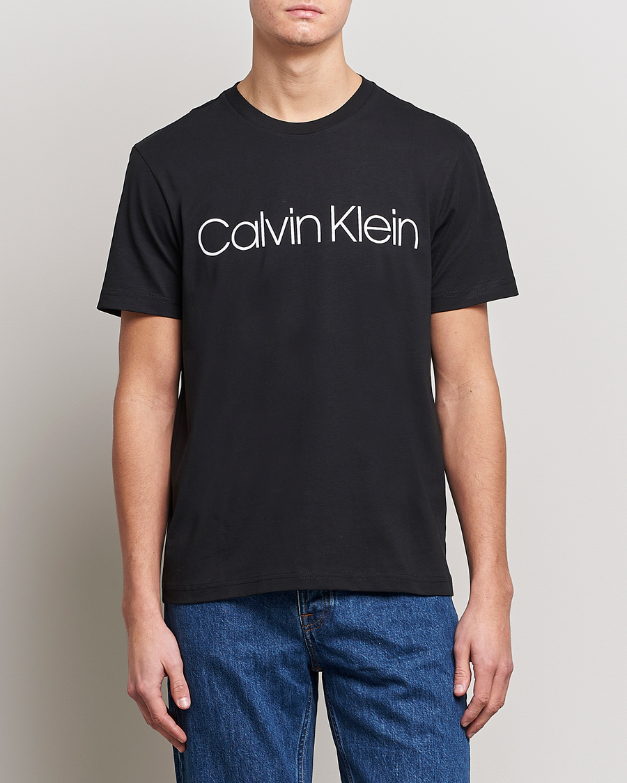 Mies | Lyhythihaiset t-paidat | Calvin Klein | Front Logo Tee Black