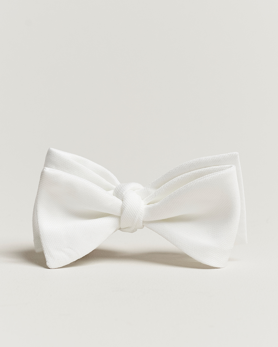Mies | Rusetit | Amanda Christensen | Cotton Pique Self Tie White