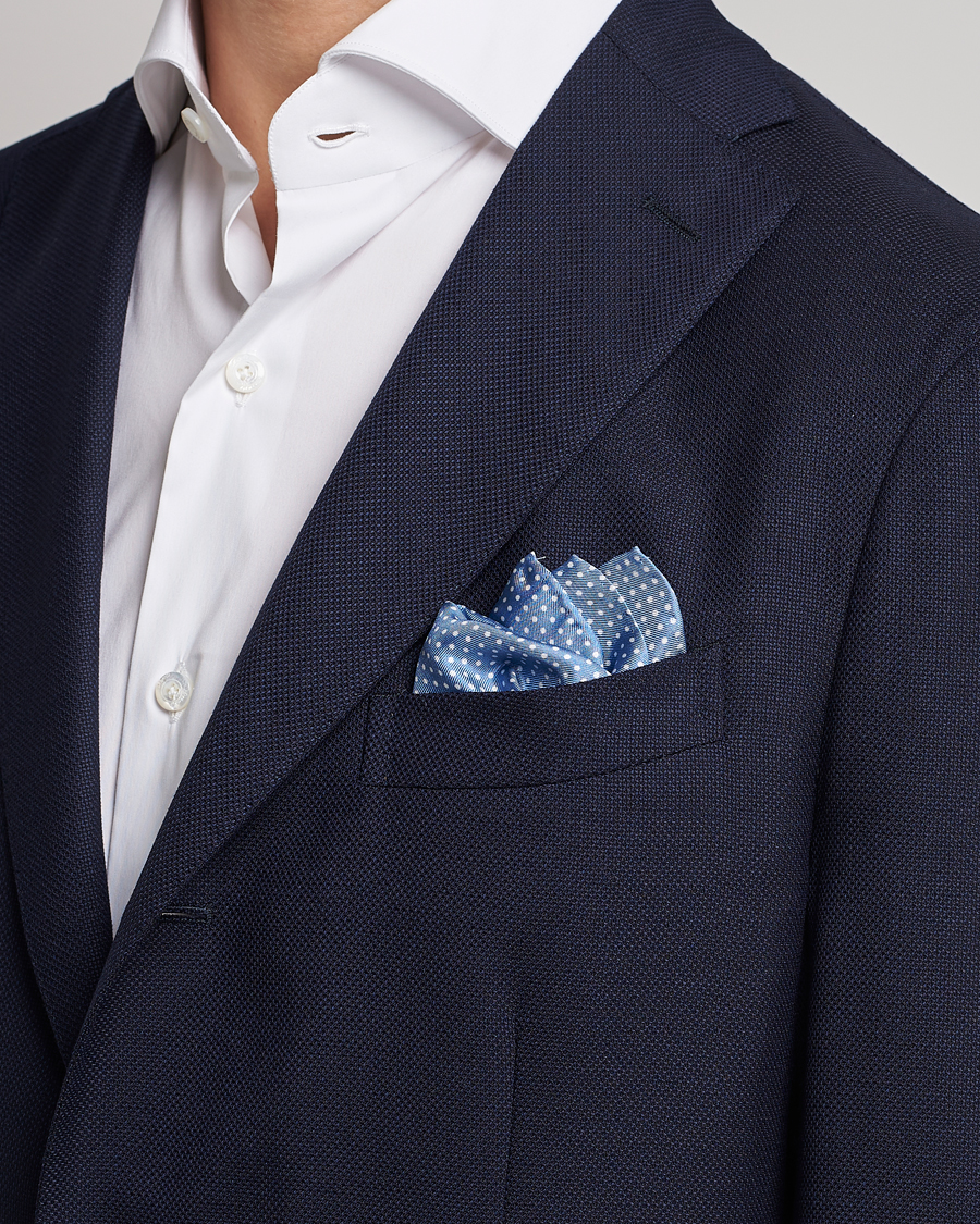Mies | Business & Beyond | Amanda Christensen | Handkerchief Dot Silk Sky Blue