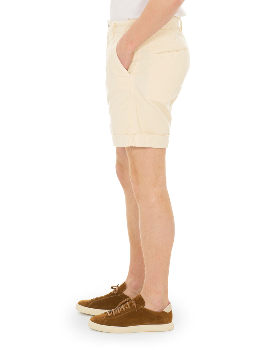 Mies | Shortsit | Nudie Jeans | Luke Baby Cord Shorts Dusty White