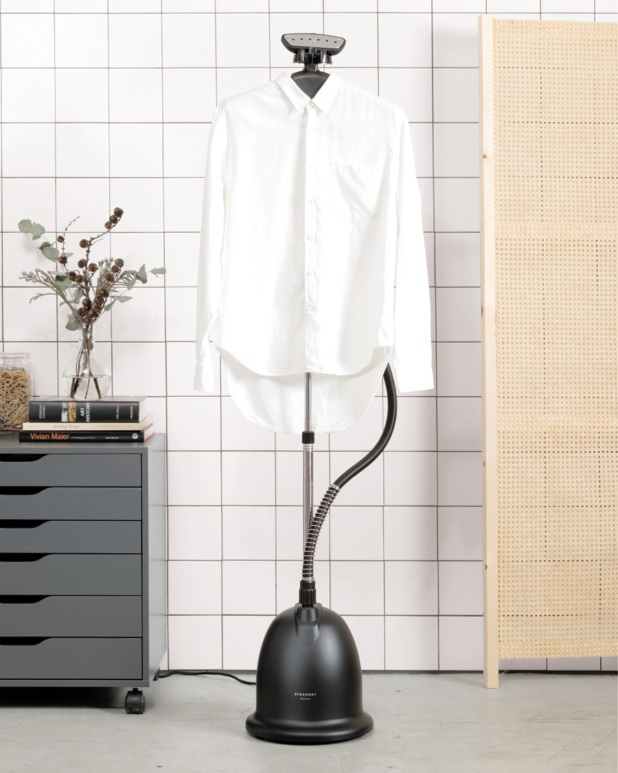 Mies | Vaatehuolto | Steamery | Cumulus No.3 Home Steamer Jet Black