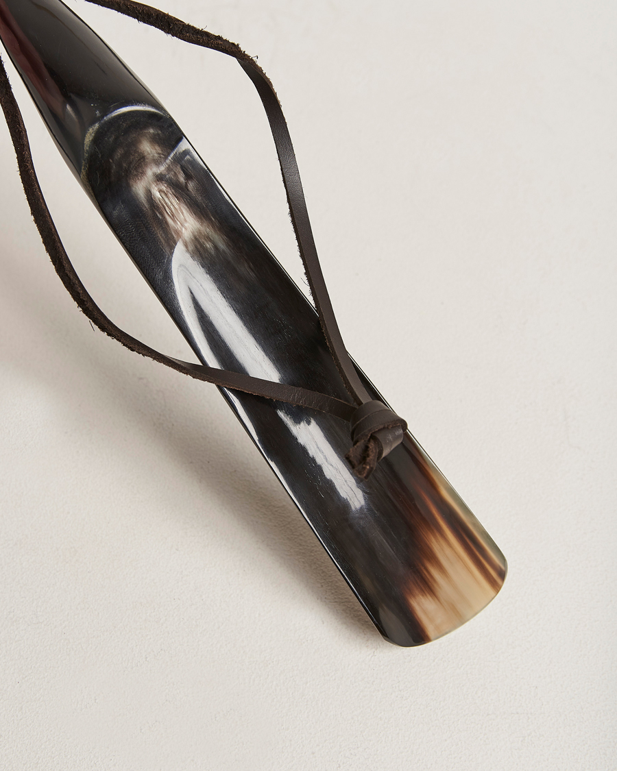 Mies | Kenkien huolto | Saphir Medaille d'Or | Shoehorn 30cm