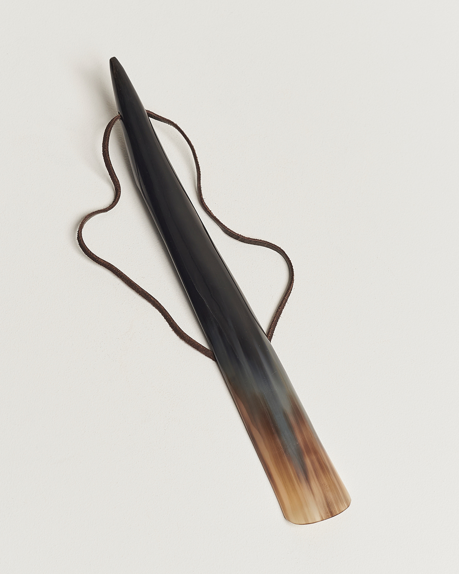 Mies | Kenkien huolto | Saphir Medaille d'Or | Shoehorn 40cm