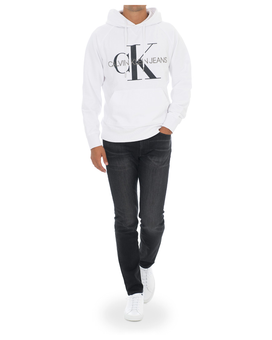 Mies | Puserot | Calvin Klein Jeans | Washed Monogram Hoodie White