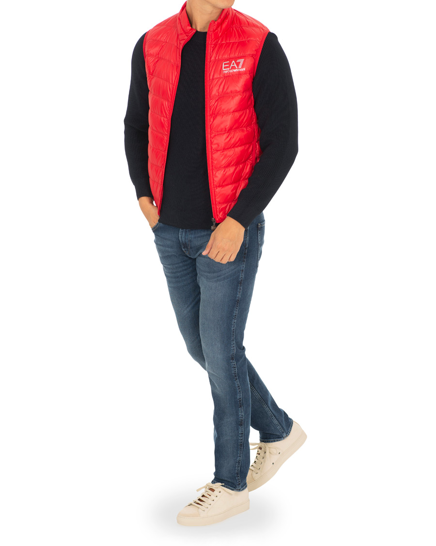 Mies | Takit | EA7 | Train Core Light Down Vest Red